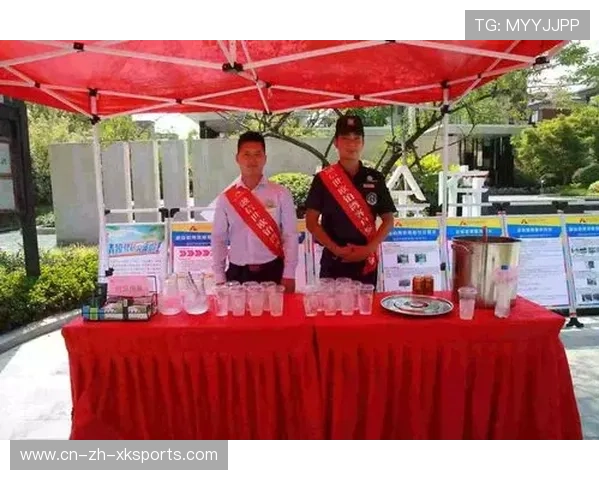 信和物业杯拉拉队手拍鼓助威,抽签环节紧张有序 信和物业杯拉拉队手拍鼓助威,抽签环节紧张有序